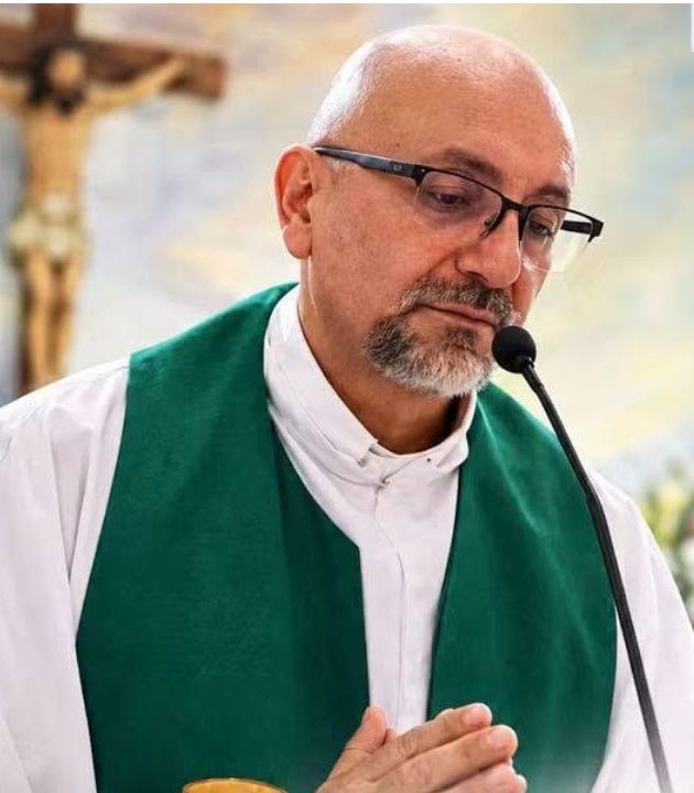 principal sacerdote muerto cruz guayaquil ecuador e1792343329100